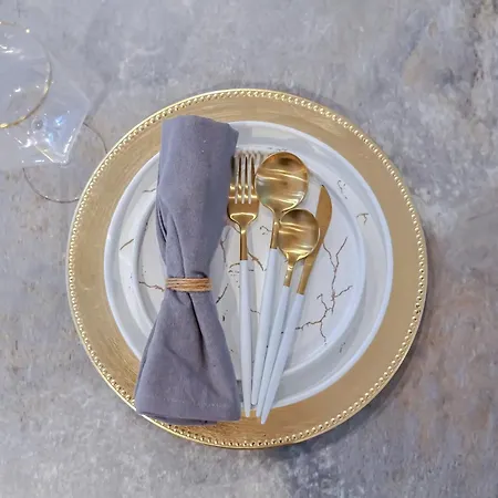 Boho Chic In Town Center *