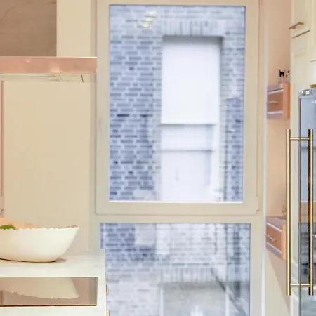 Boho Chic In Town Center *