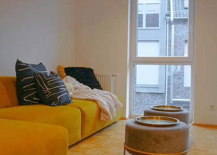 Boho Chic In Town Center *