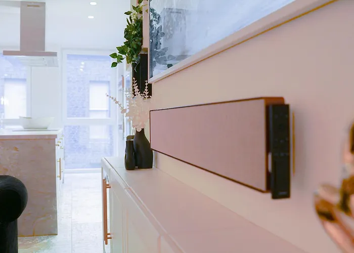 Dom wakacyjny Boho Chic In Town Center