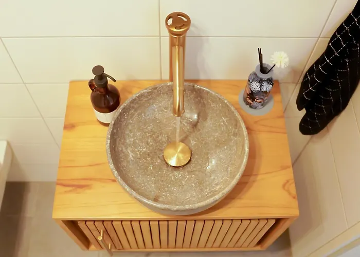 Boho Chic In Town Center *