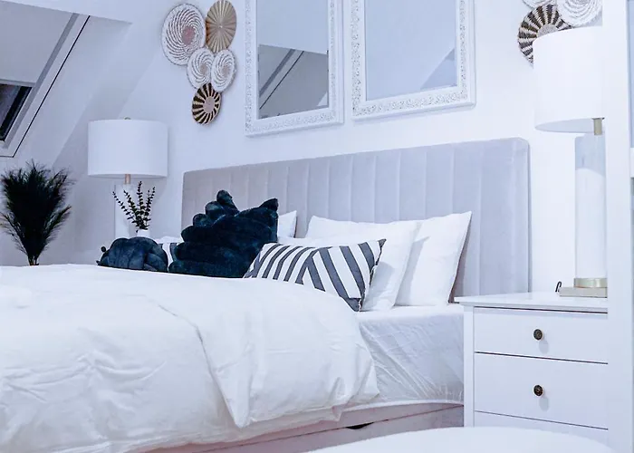 Dom wakacyjny Boho Chic In Town Center *